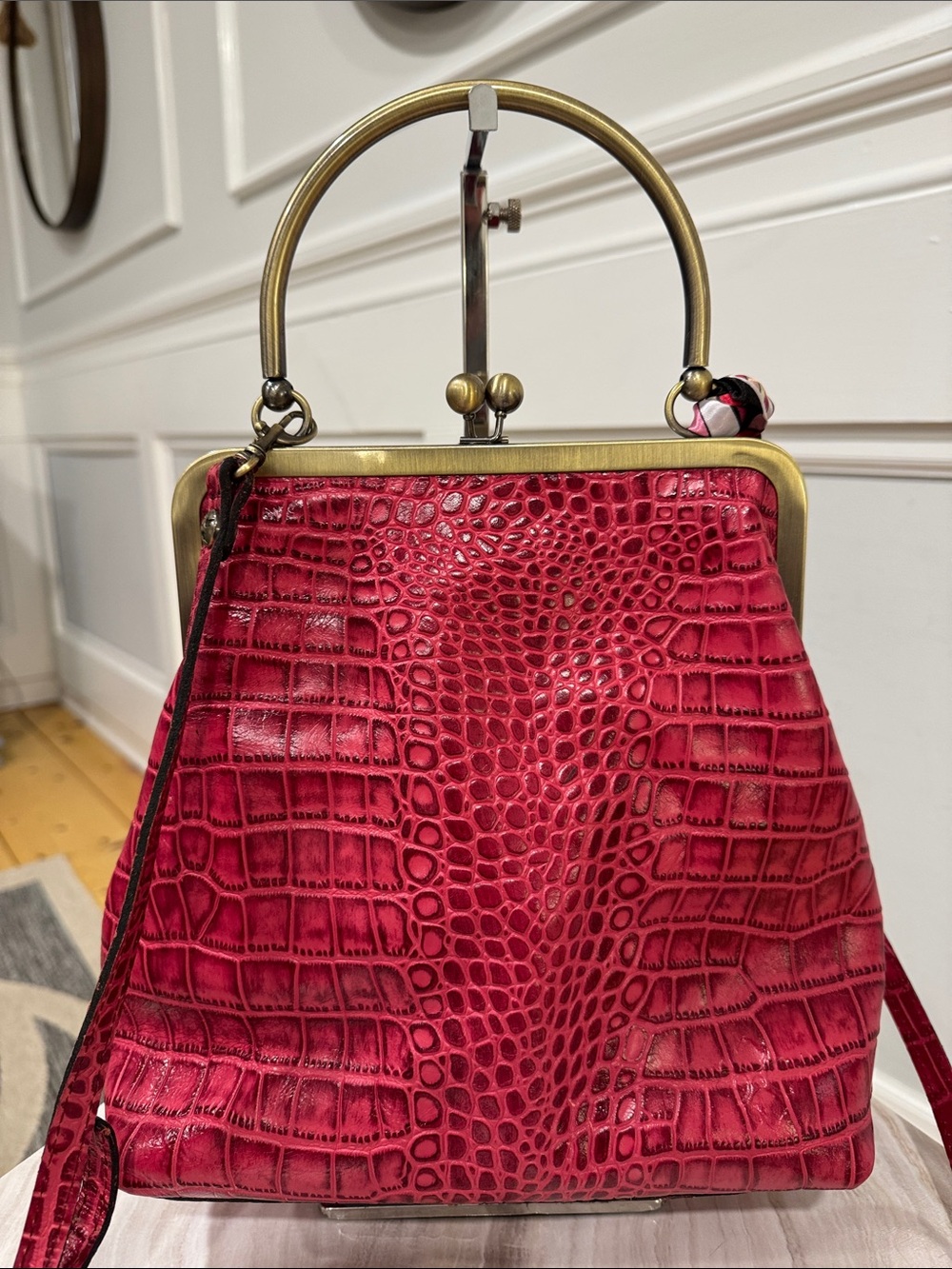 Patricia Nash Bag Novella Frame Bag in Magenta Croc Embossed Leather Crossbody - Picture 9 of 17